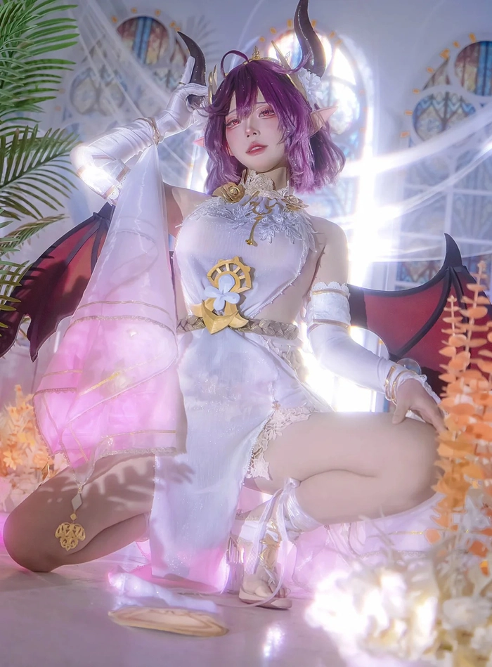 Cosplay game thủ gái Trung xinh