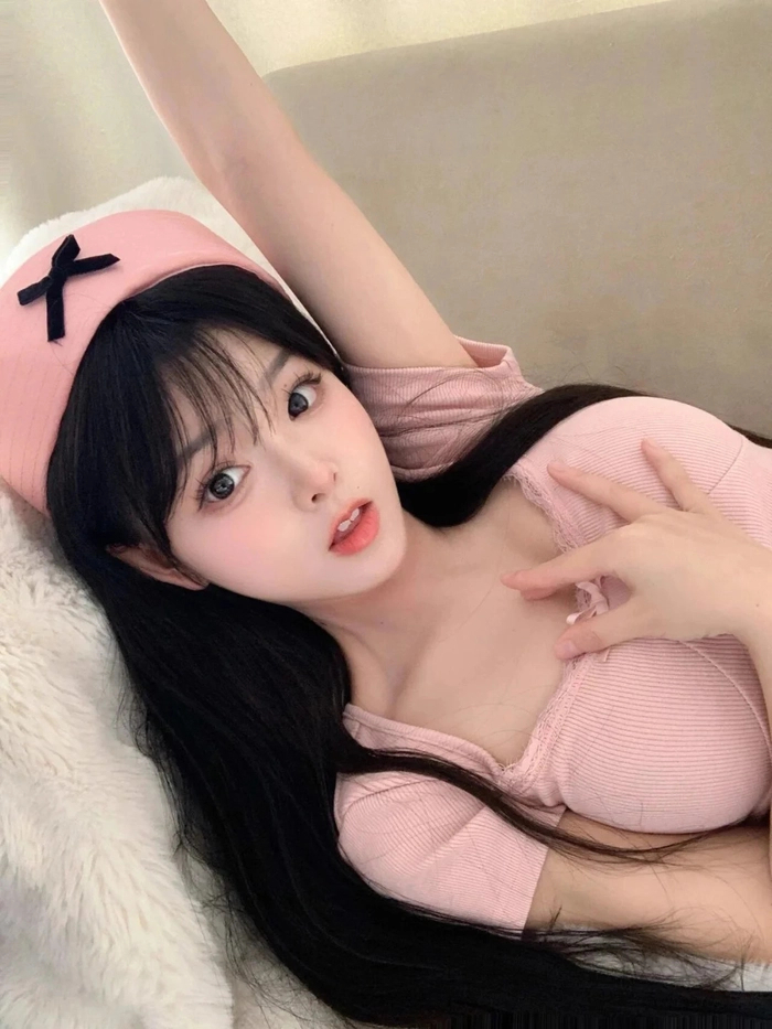 Gái Trung Quốc cosplay nữ y tá sexy