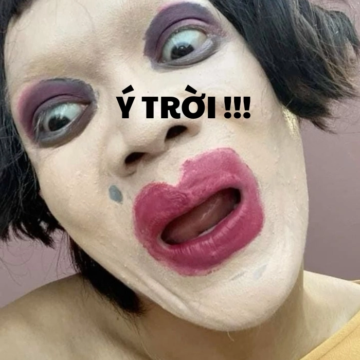 Meme chú hề ý trời chất chơi