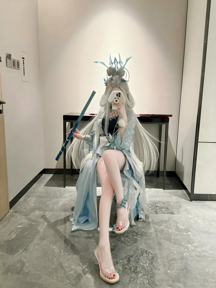 Gái xinh cosplay nhân vật Liên Quân