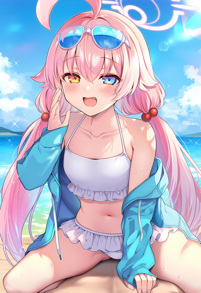 Ảnh Takanashi Hoshino mặc bikini