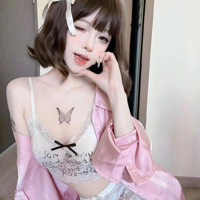 Ảnh avatar gái xinh dễ thương