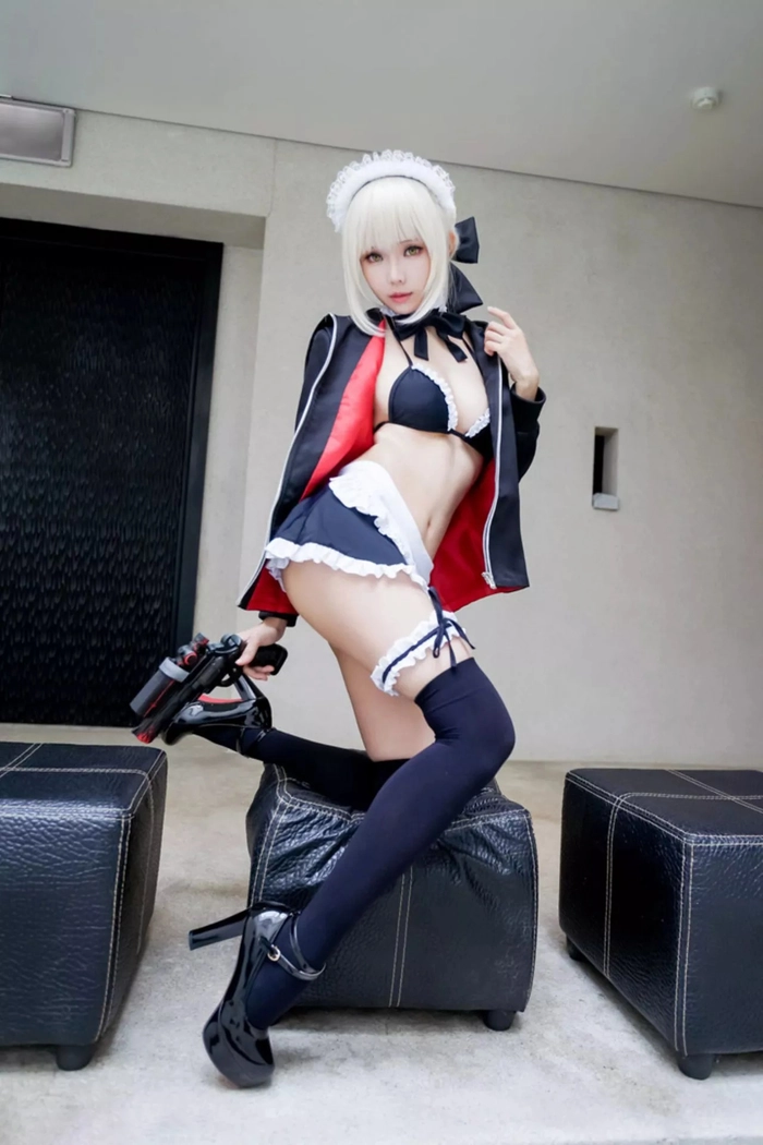 Ảnh con gái cosplay đồ hầu gái