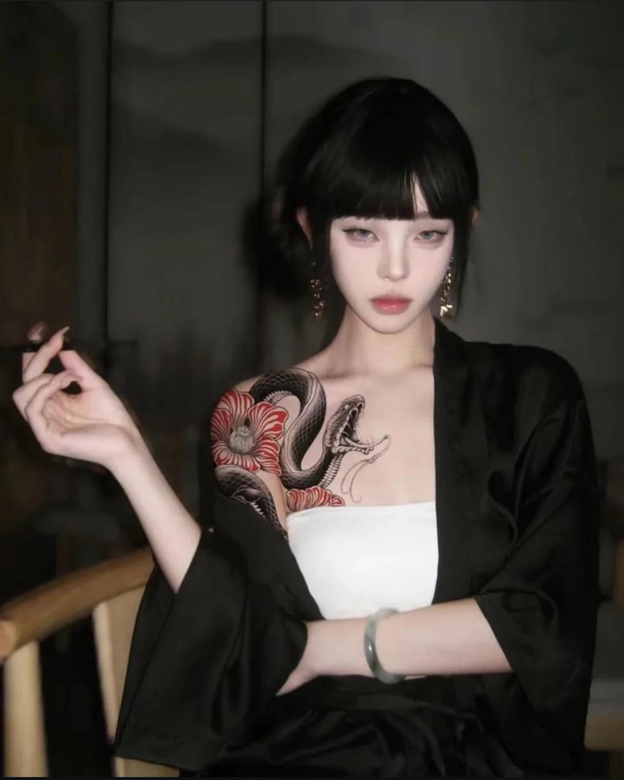 Ảnh gái đẹp xăm mình