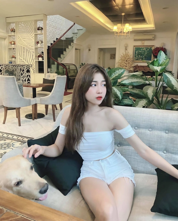 Ảnh gái mặc quần jean ngắn đẹp