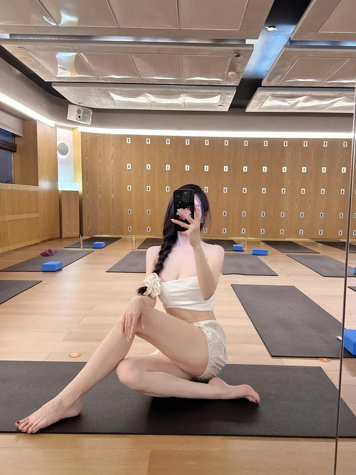 Ảnh gái tập gym đẹp