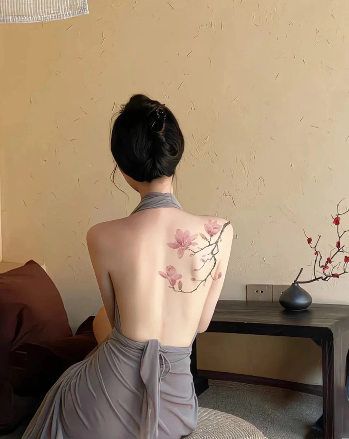 Ảnh gái xăm hình ấn tượng