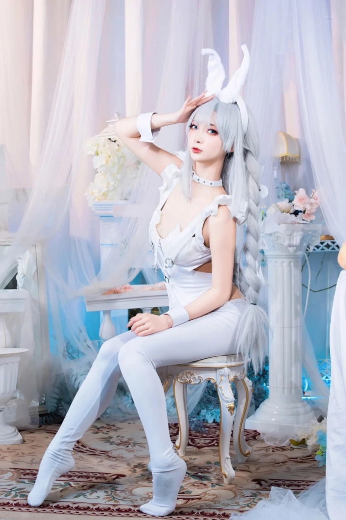 Ảnh gái xinh cosplay thỏ cực gợi cảm