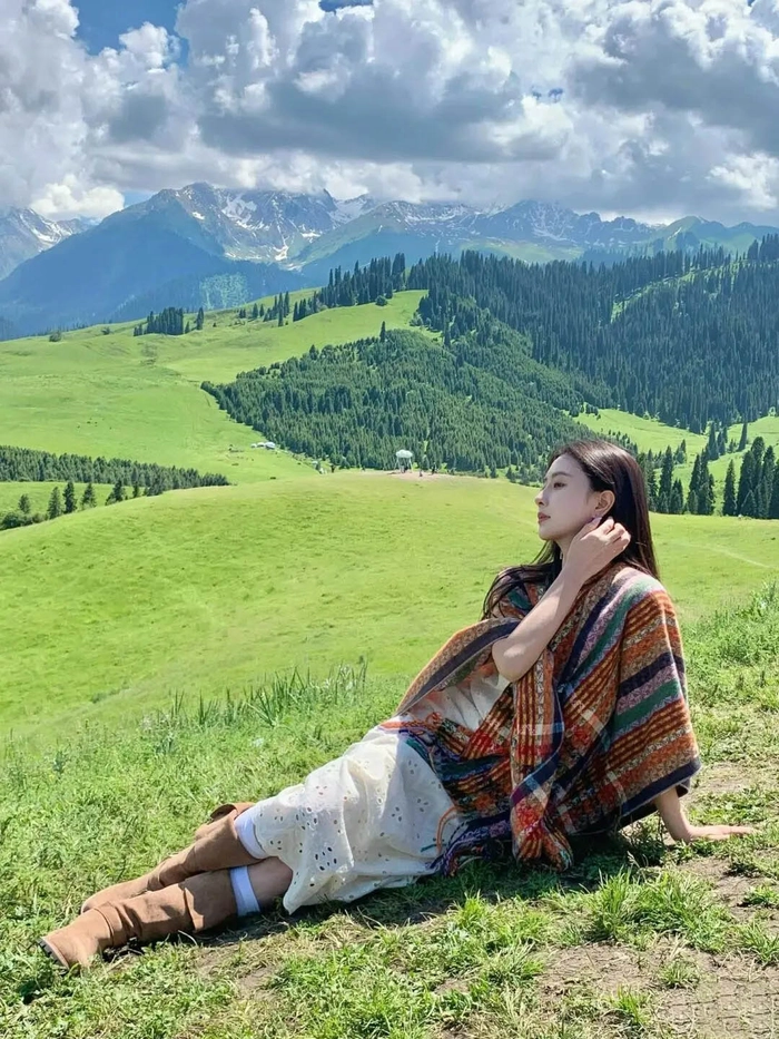 Ảnh gái xinh pose dáng sexy