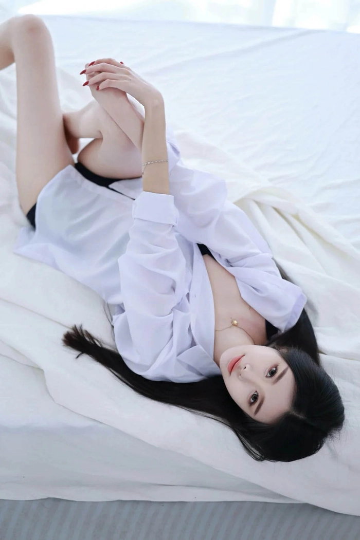 Ảnh gái xinh tóc dài cute