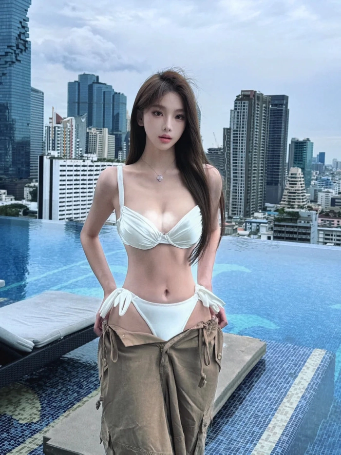 Bikini màu trắng gái Việt siêu xinh
