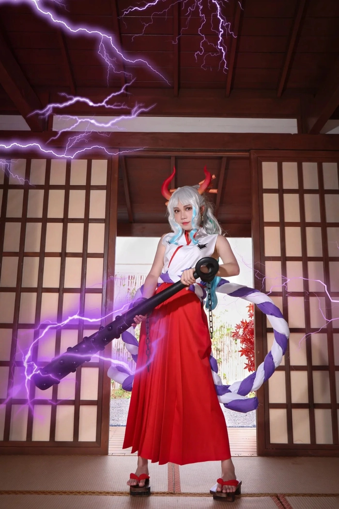 Cosplay One Piece bản hiện đại