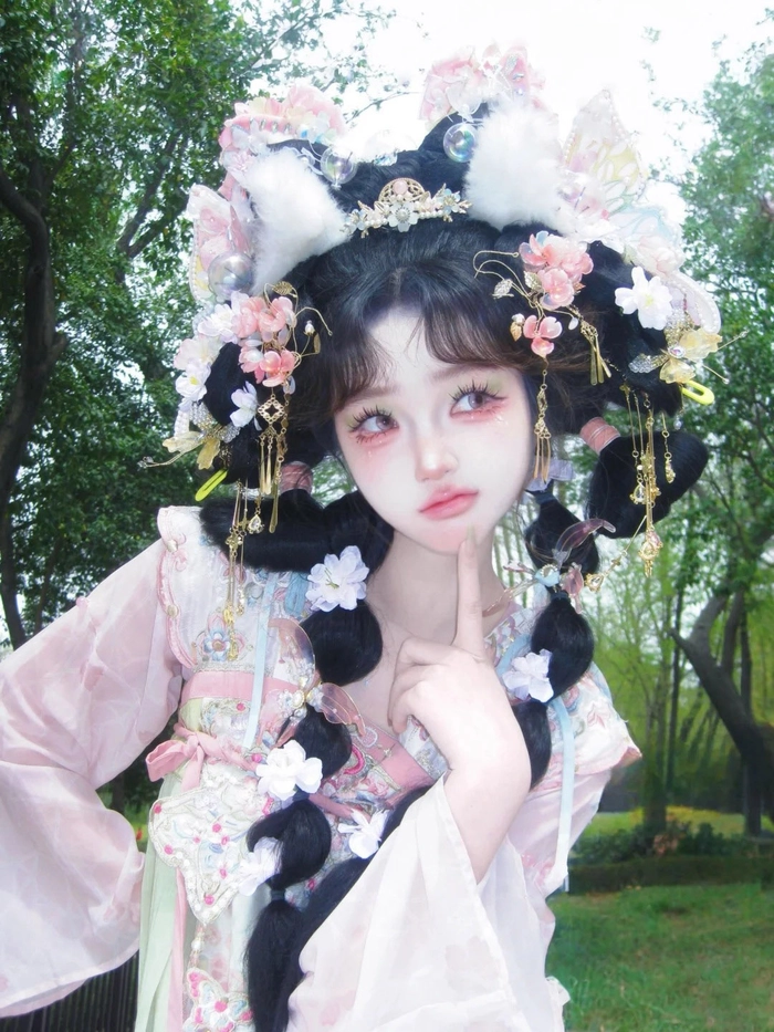 Cosplay nàng thỏ ngọc cute