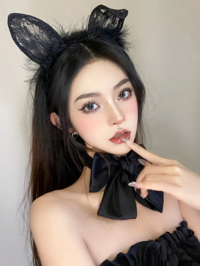 Cosplay thỏ đen phong cách sexy