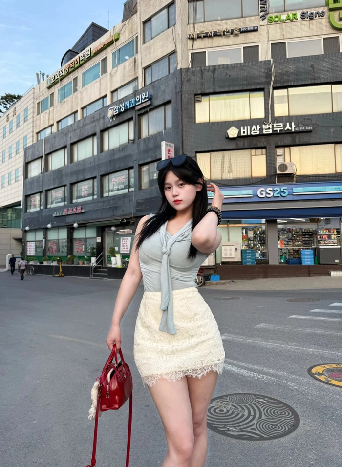 Gái xinh Korea mặc váy