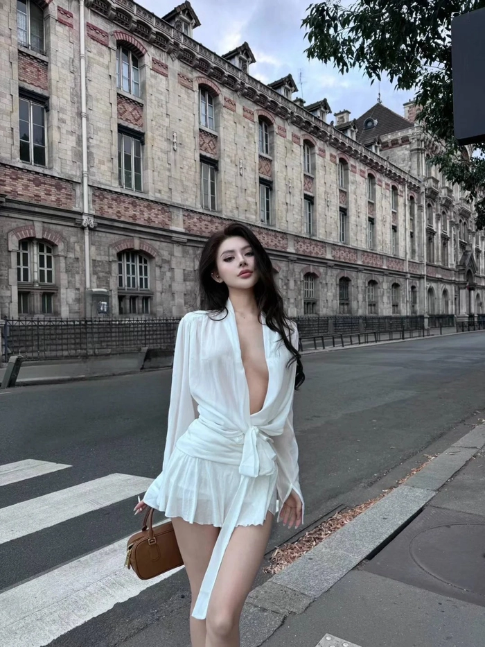 Gái xinh Tây Âu quyến rũ