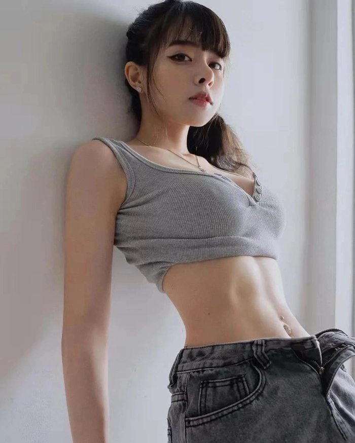 Gái xinh TikTok tạo dáng sexy