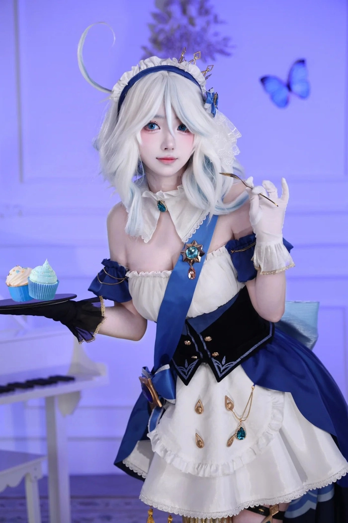 Gái xinh cosplay Genshin kiểu đáng yêu