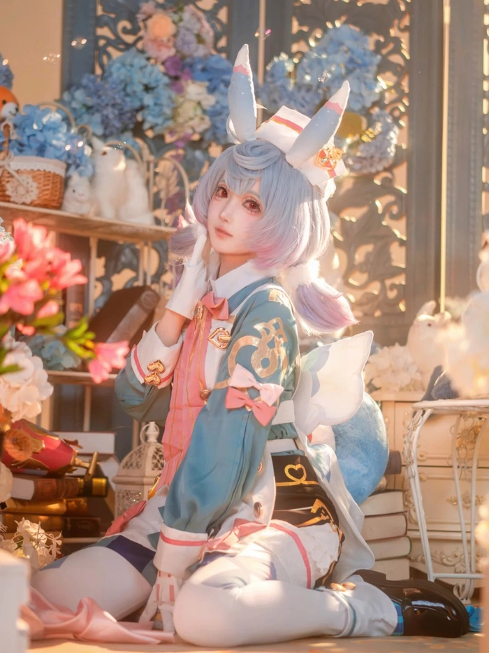 Gái xinh cosplay nhân vật Genshin Impact dịu dàng