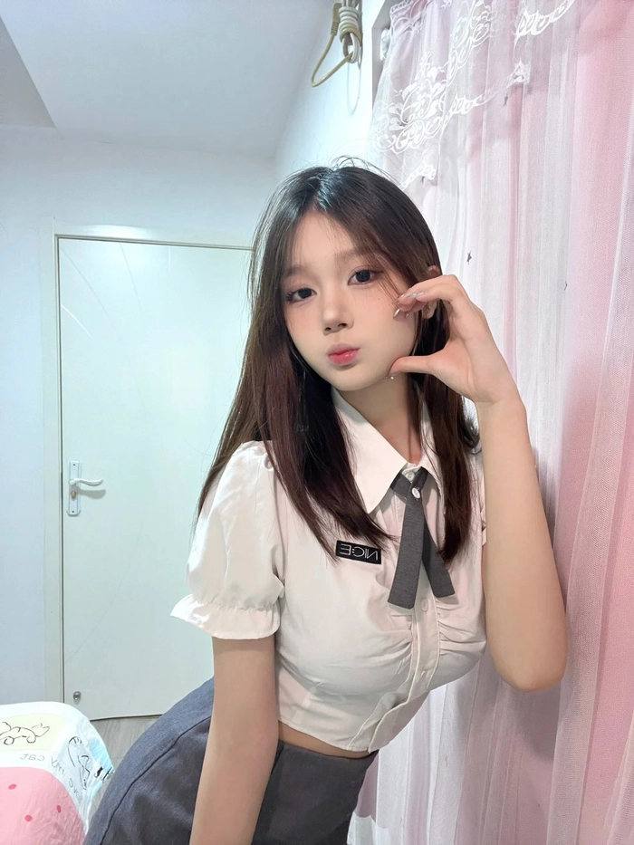Gái xinh đại học dễ thương