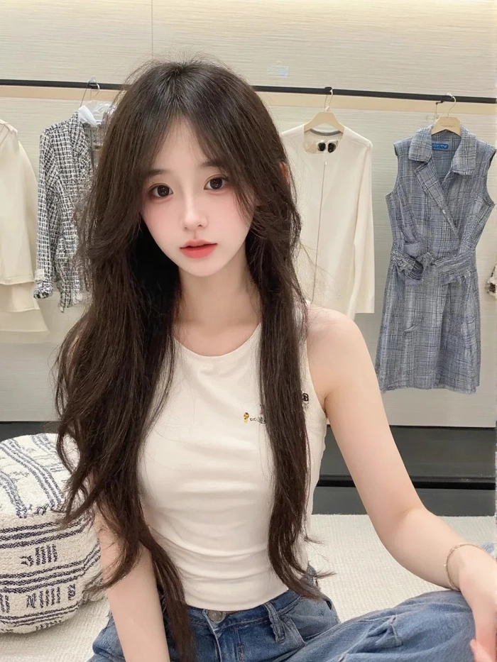 Gái xinh mặc đồ body gợi cảm