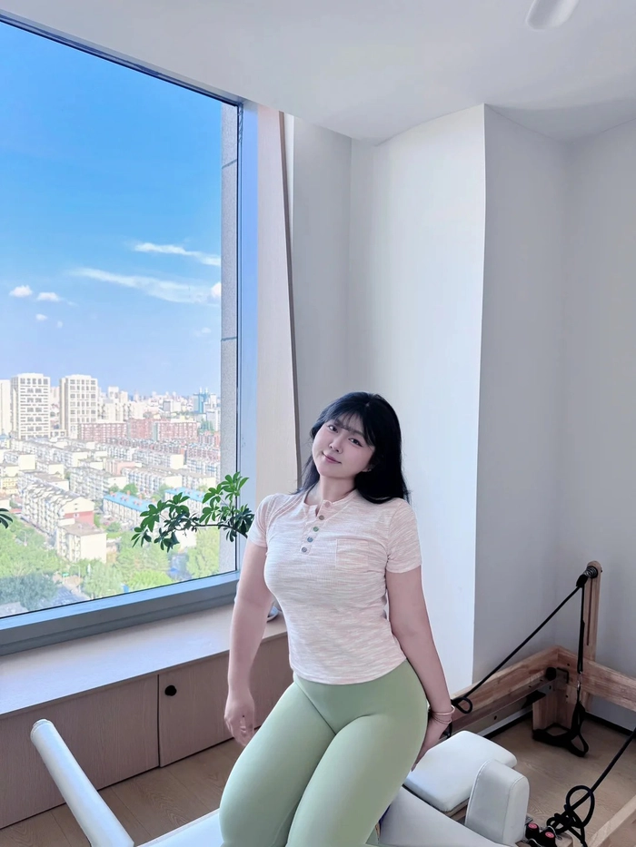 Gái xinh yoga siêu gợi cảm