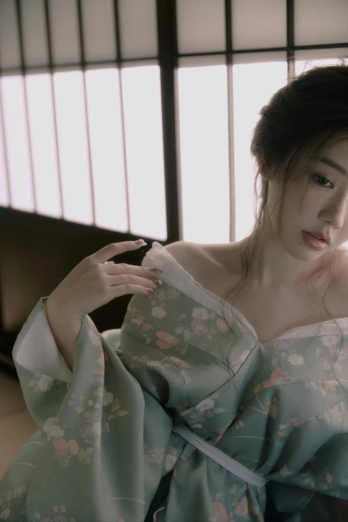 Girl mặc kimono sexy kiểu Nhật