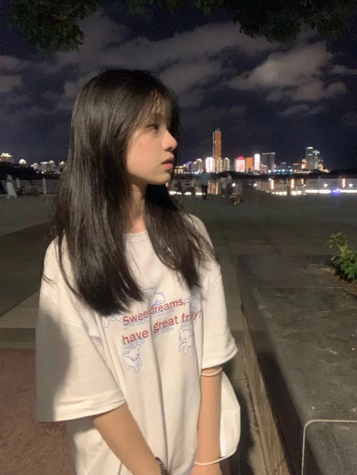Hình ảnh gái xinh cấp 2