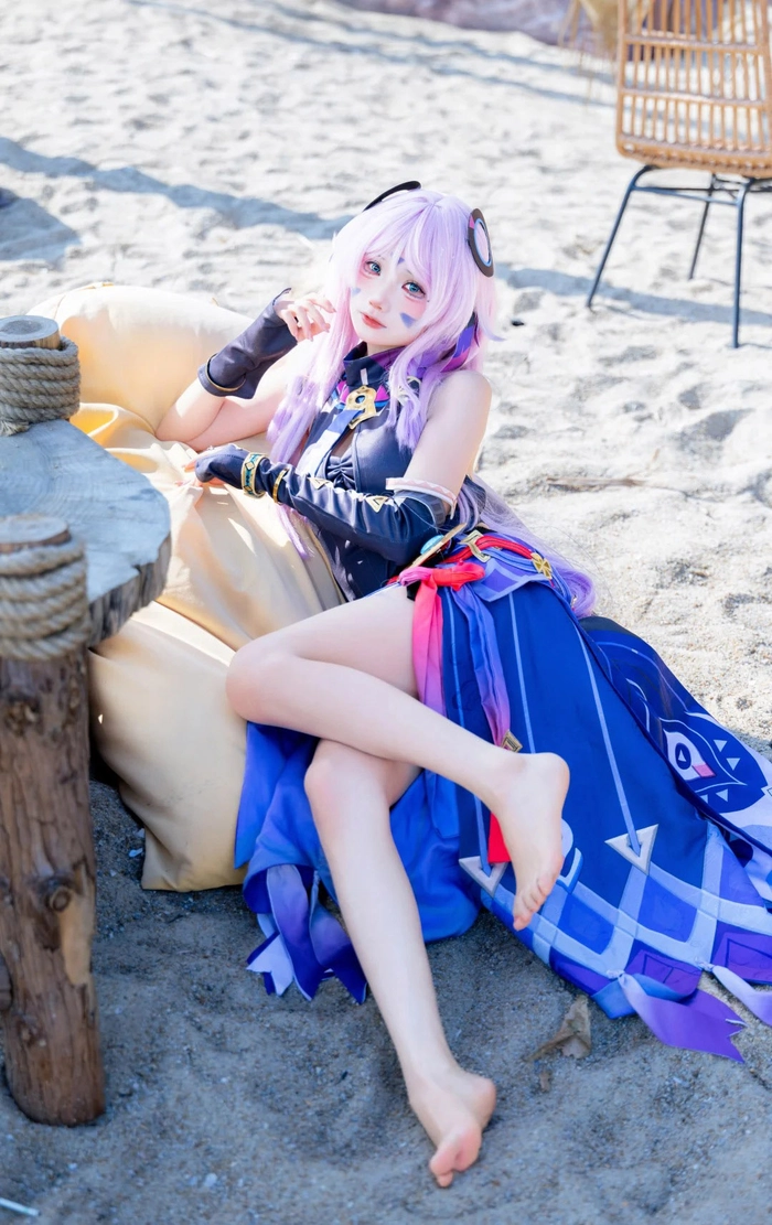 Hình gái xinh cosplay nhân vật Genshin cực cuốn