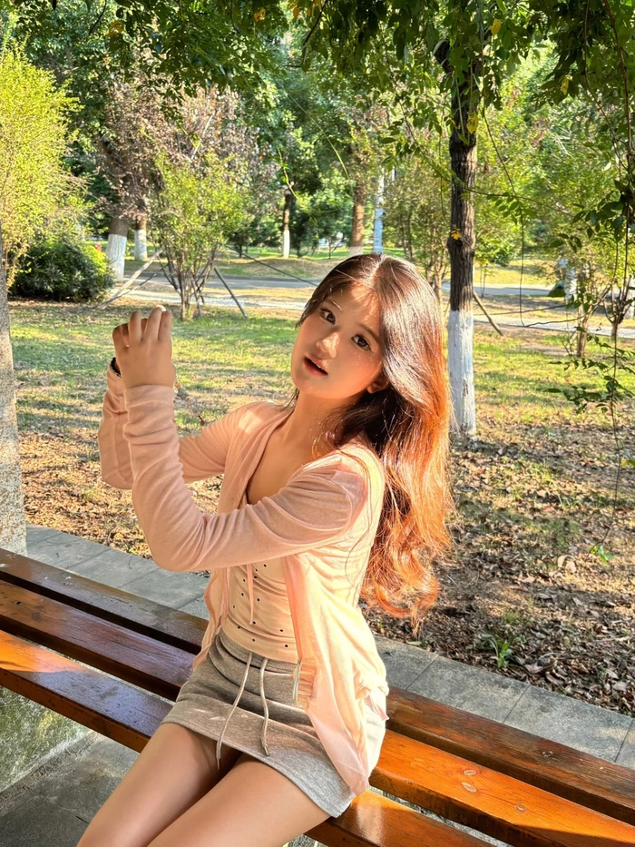 Nữ sinh đại học sexy
