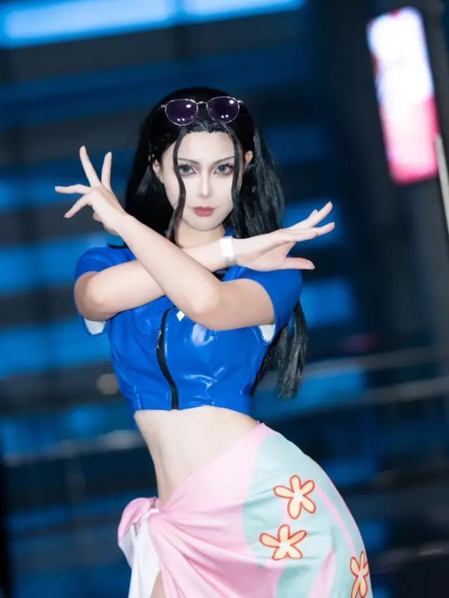One Piece cosplay hút fan