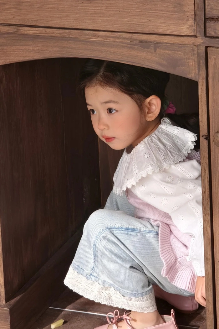 Ảnh bé gái xinh đáng yêu dễ thương