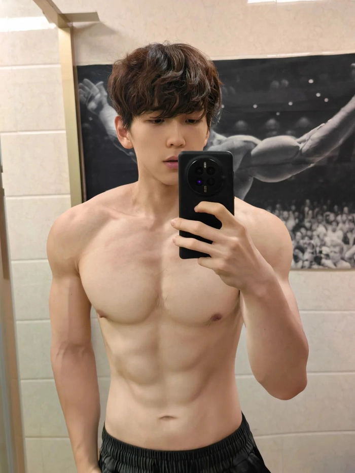 Ảnh body trai đẹp sáu múi