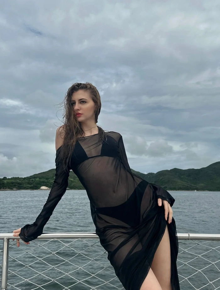 Ảnh gái Mỹ diện bikini sexy hết nấc