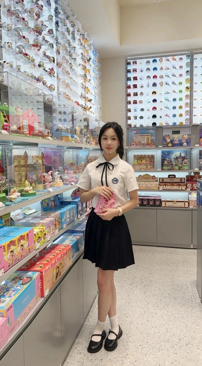Ảnh gái lớp 7 xinh trong ngày khai giảng