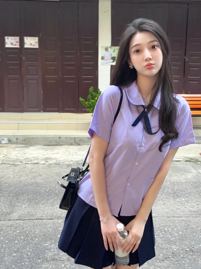 Ảnh gái xinh cosplay trường học