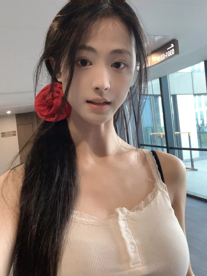 Ảnh gái xinh để mặt mộc vẫn quyến rũ