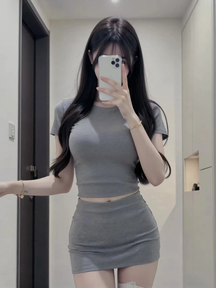 Ảnh gái xinh mặc đồ sexy chụp gương