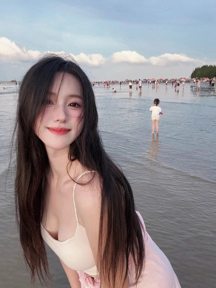Ảnh gái xinh mới lớn Việt Nam chụp ngoài trời
