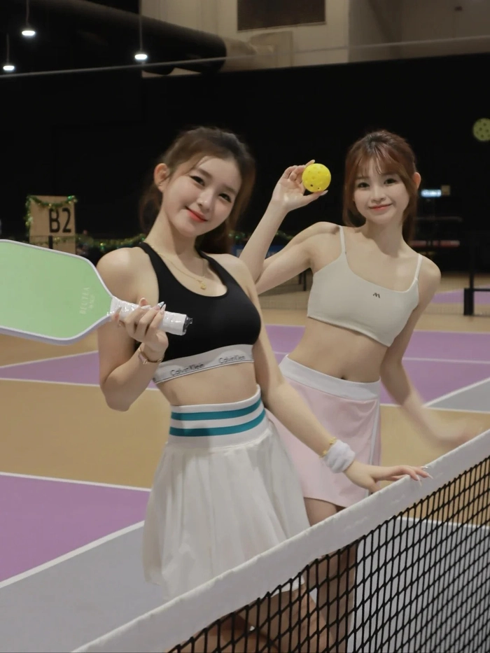 Ảnh gái xinh pickleball cực chất trên sân