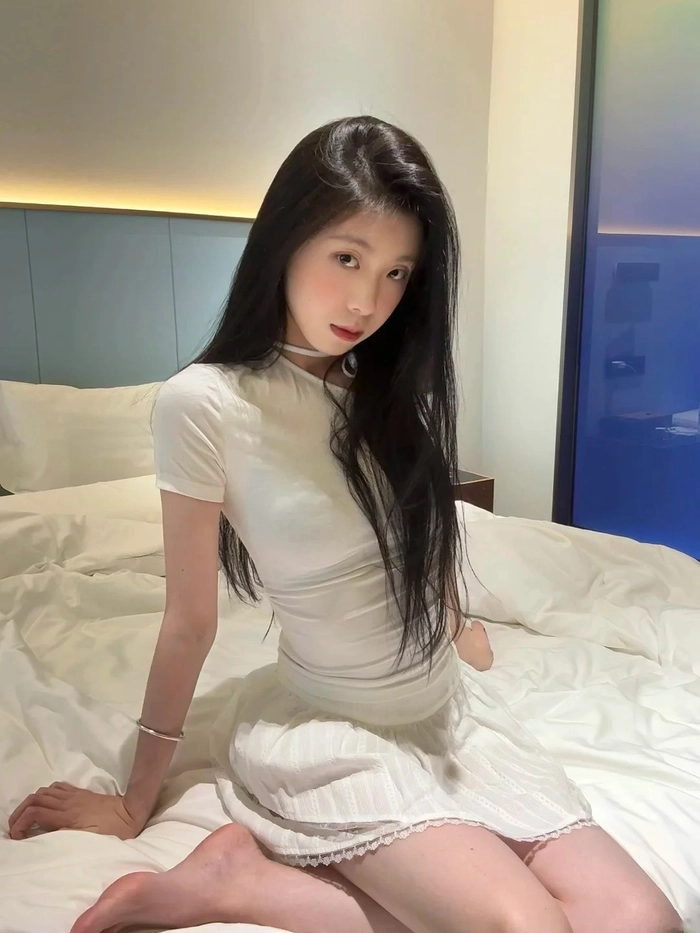 Gái xinh sexy nóng bỏng trong phòng ngủ