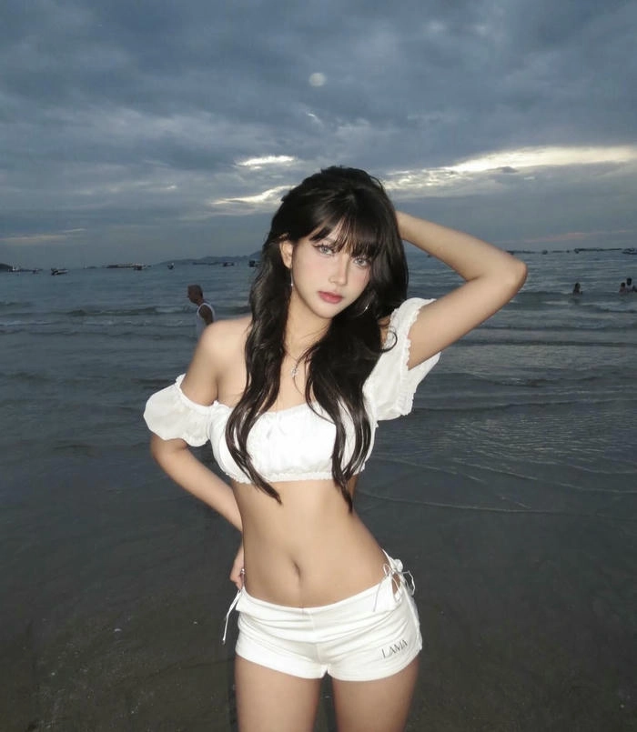 Hình nền gái xinh bikini nóng bỏng
