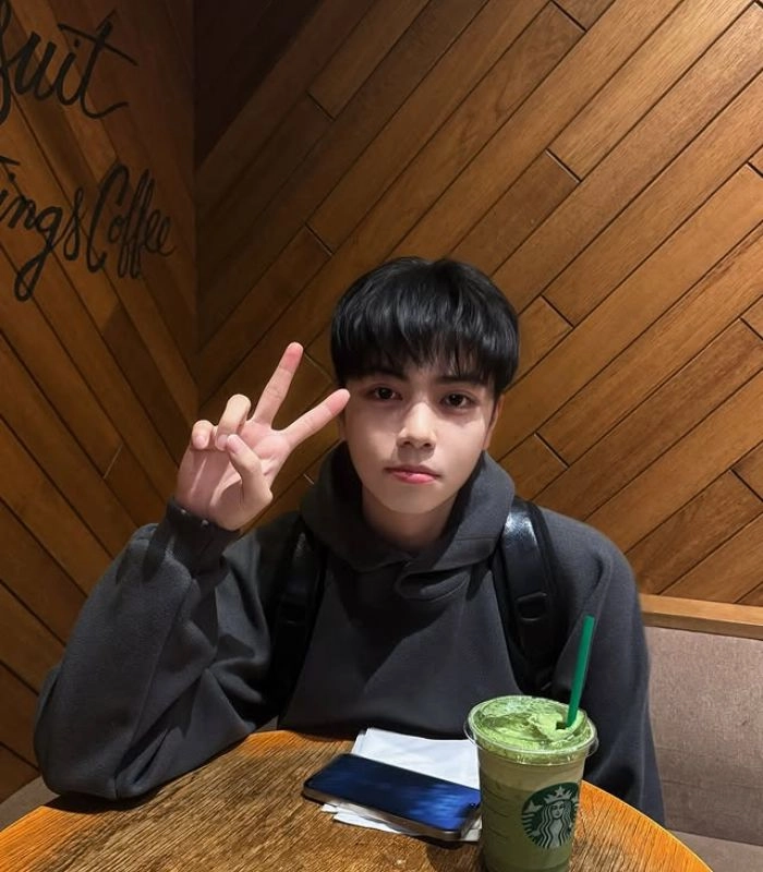 ảnh trai đẹp việt nam say hi