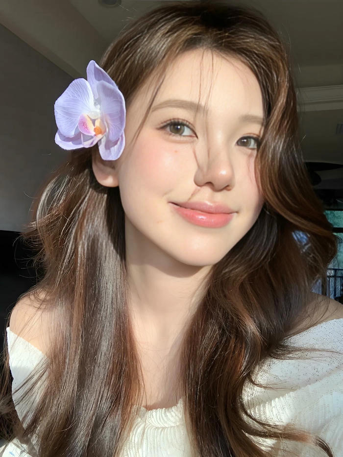 hình gái xinh 18 tuổi