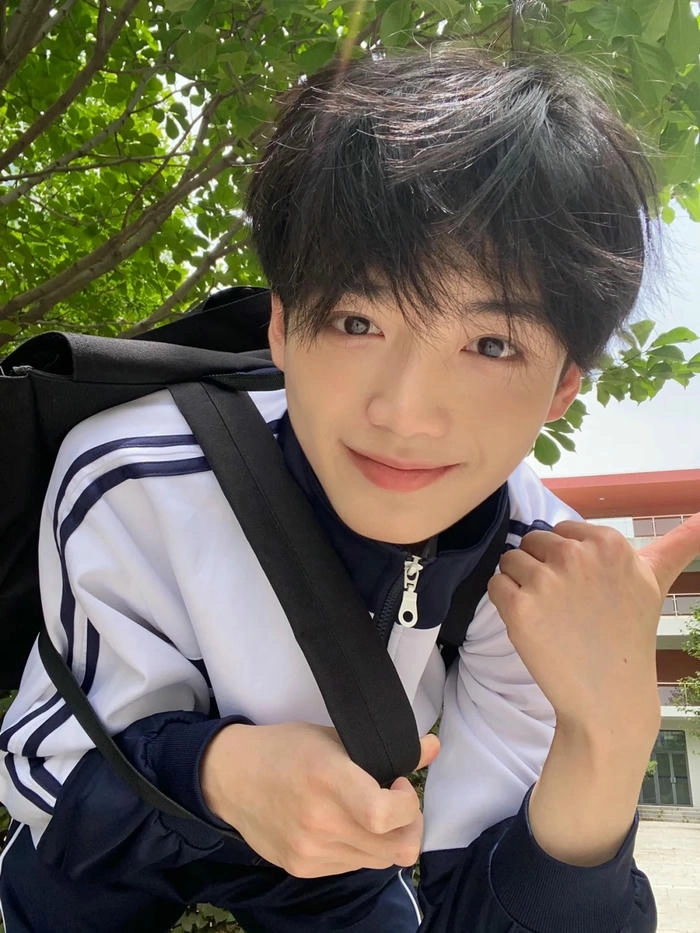 học sinh nam siêu cute đẹp trai