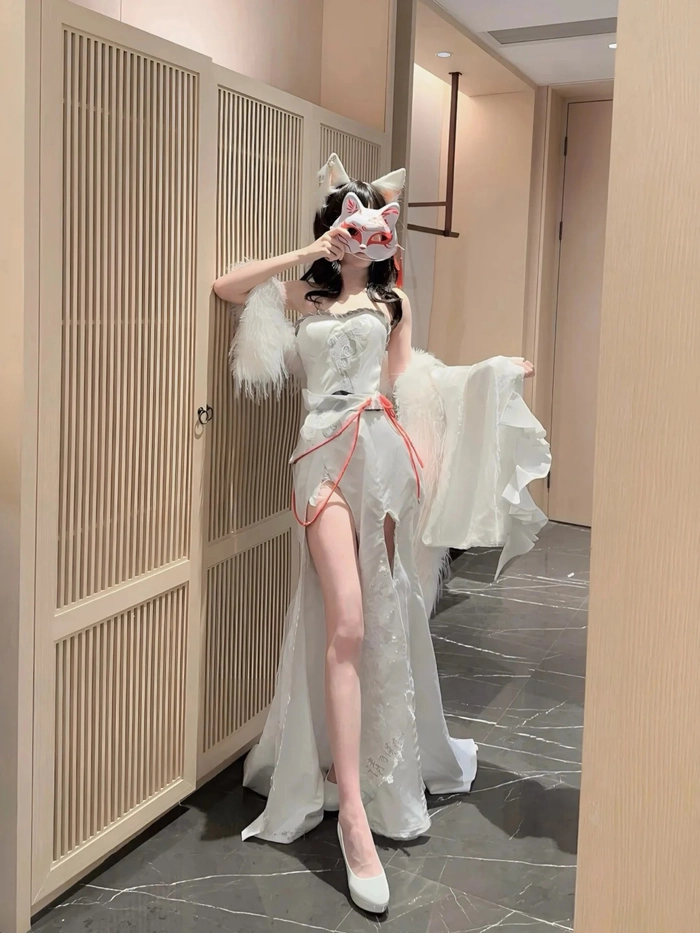 Ảnh cosplay hồ ly nóng bỏng