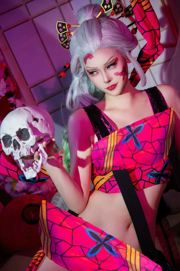 Ảnh gái đẹp cosplay Kimetsu no Yaiba