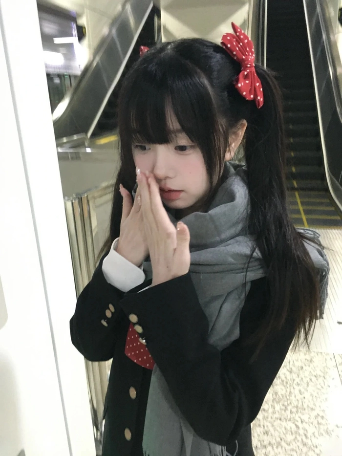 Ảnh gái xinh 2k11 style học đường