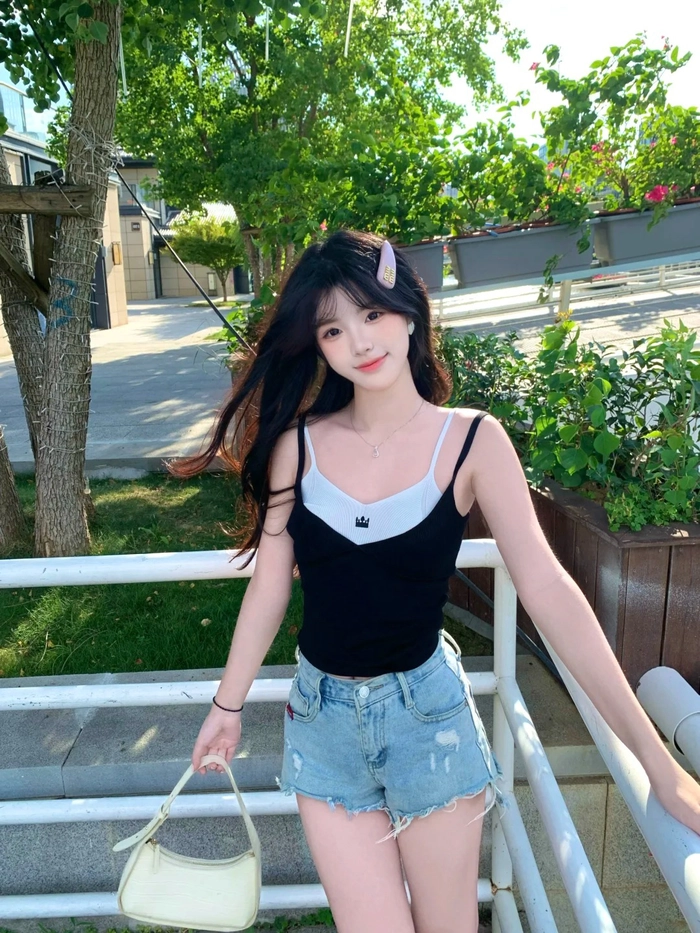 Ảnh gái xinh cười đẹp gợi cảm