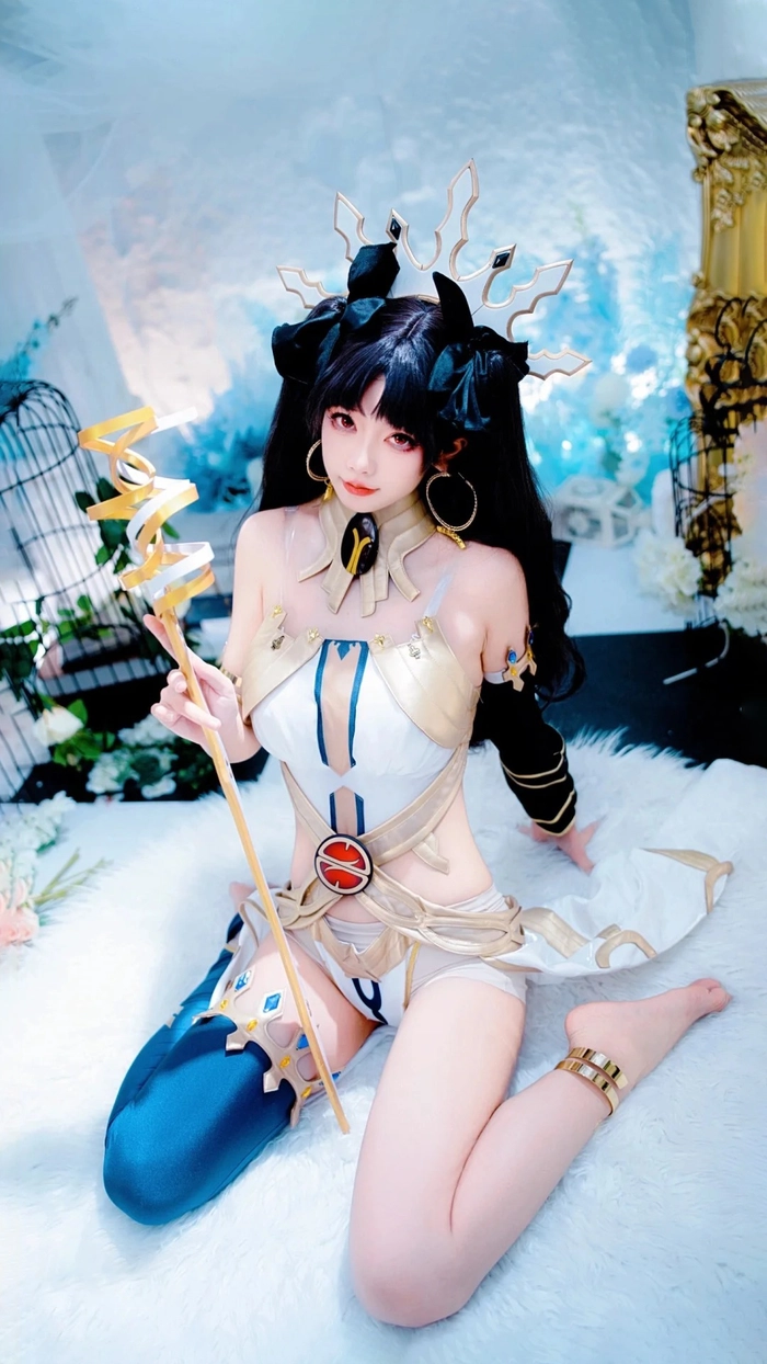 Gái xinh cosplay body quyến rũ